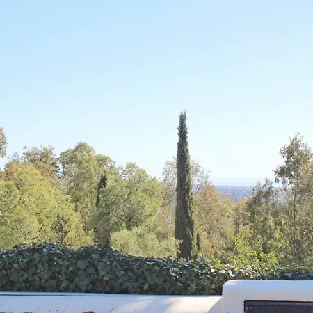 Encantadora Casa En מארבלה